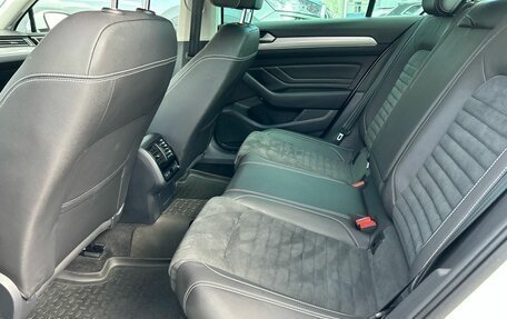 Volkswagen Passat B8 рестайлинг, 2021 год, 2 790 000 рублей, 12 фотография