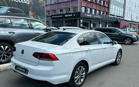 Volkswagen Passat B8 рестайлинг, 2021 год, 2 790 000 рублей, 8 фотография