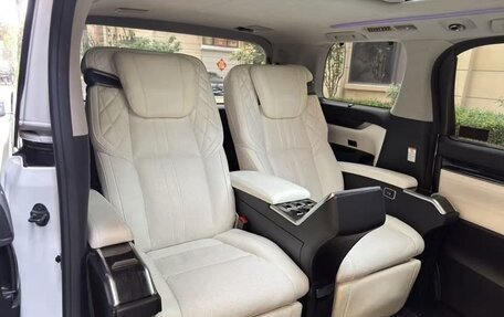 Toyota Vellfire II, 2022 год, 7 150 202 рублей, 8 фотография