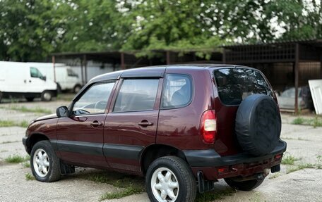 Chevrolet Niva I рестайлинг, 2004 год, 315 000 рублей, 4 фотография