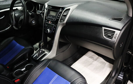 Hyundai i30 II рестайлинг, 2012 год, 999 000 рублей, 17 фотография