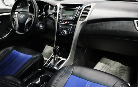 Hyundai i30 II рестайлинг, 2012 год, 999 000 рублей, 18 фотография