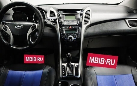 Hyundai i30 II рестайлинг, 2012 год, 999 000 рублей, 16 фотография