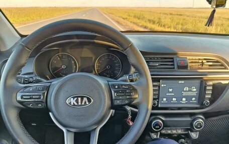 KIA Rio IV, 2019 год, 1 666 000 рублей, 8 фотография