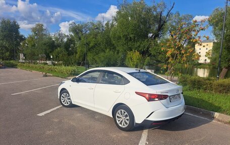Hyundai Solaris II рестайлинг, 2020 год, 1 600 000 рублей, 5 фотография