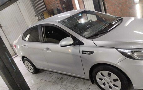 KIA Rio III рестайлинг, 2016 год, 700 000 рублей, 2 фотография