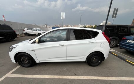Hyundai Solaris II рестайлинг, 2015 год, 840 000 рублей, 5 фотография
