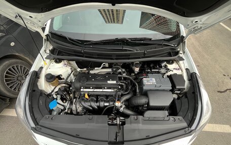 Hyundai Solaris II рестайлинг, 2015 год, 840 000 рублей, 12 фотография
