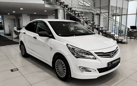 Hyundai Solaris II рестайлинг, 2015 год, 870 000 рублей, 7 фотография