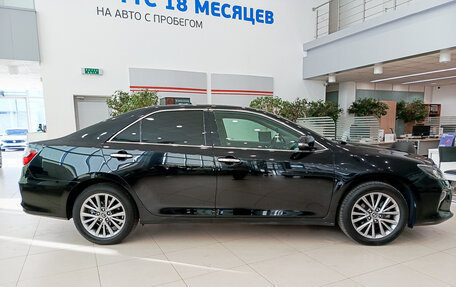 Toyota Camry, 2017 год, 2 245 000 рублей, 5 фотография
