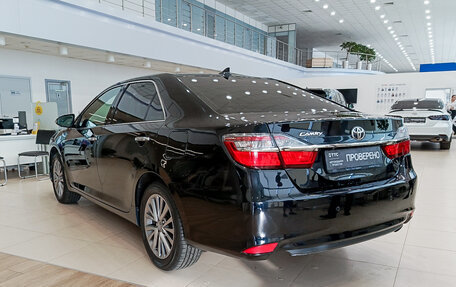 Toyota Camry, 2017 год, 2 245 000 рублей, 8 фотография