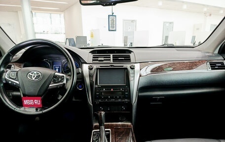 Toyota Camry, 2017 год, 2 245 000 рублей, 17 фотография