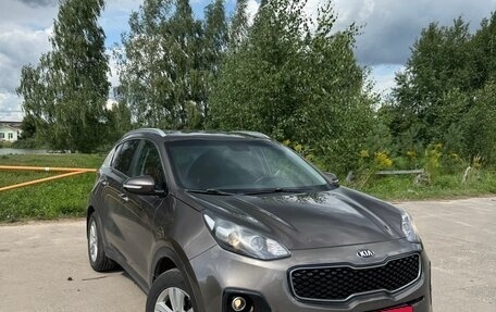 KIA Sportage IV рестайлинг, 2017 год, 1 620 000 рублей, 2 фотография
