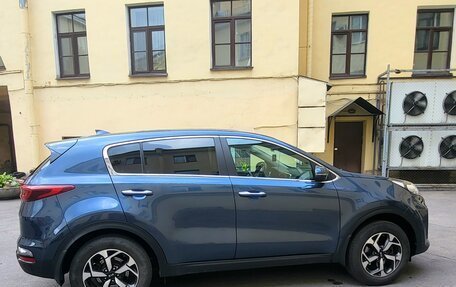 KIA Sportage IV рестайлинг, 2020 год, 2 420 000 рублей, 9 фотография