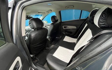 Chevrolet Cruze II, 2013 год, 700 000 рублей, 3 фотография