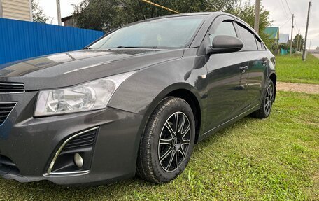 Chevrolet Cruze II, 2013 год, 700 000 рублей, 8 фотография