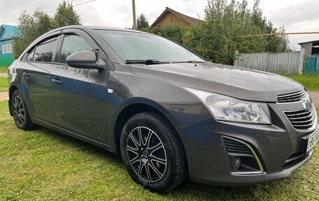 Chevrolet Cruze II, 2013 год, 700 000 рублей, 9 фотография