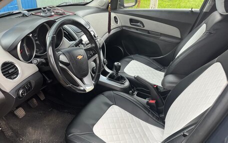 Chevrolet Cruze II, 2013 год, 700 000 рублей, 12 фотография