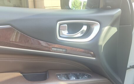 Infiniti QX60 I рестайлинг, 2019 год, 3 090 000 рублей, 18 фотография