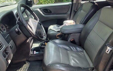 Ford Escape II, 2003 год, 370 000 рублей, 15 фотография