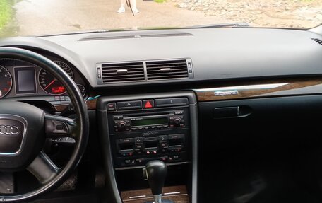 Audi A4, 2005 год, 999 999 рублей, 14 фотография