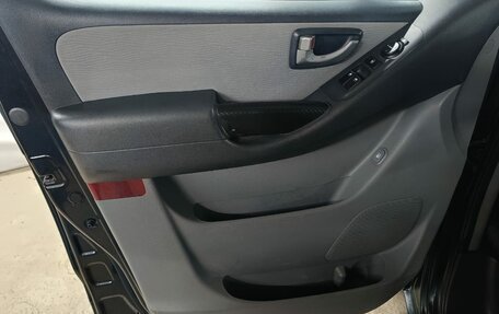 Hyundai H-1 II рестайлинг, 2008 год, 1 099 000 рублей, 19 фотография