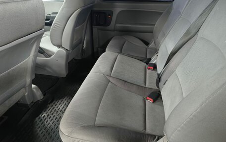 Hyundai H-1 II рестайлинг, 2008 год, 1 099 000 рублей, 20 фотография