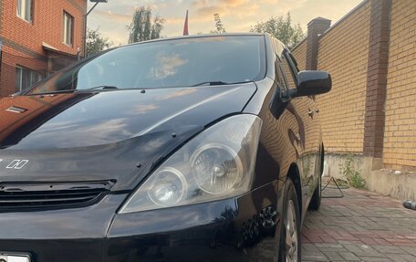 Toyota Wish II, 2004 год, 560 000 рублей, 3 фотография