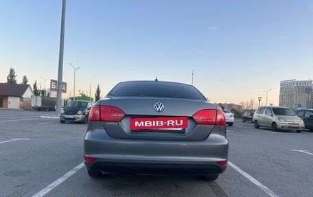Volkswagen Jetta VI, 2014 год, 1 250 000 рублей, 18 фотография