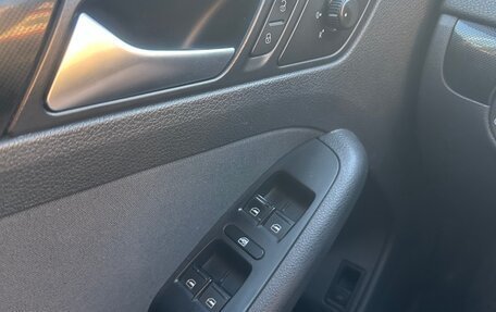 Volkswagen Jetta VI, 2014 год, 1 250 000 рублей, 30 фотография