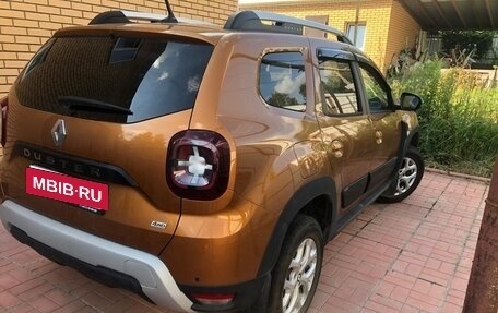 Renault Duster, 2022 год, 2 300 000 рублей, 3 фотография