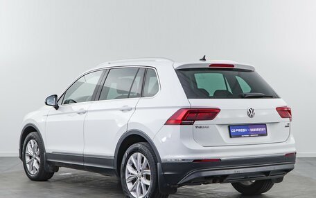 Volkswagen Tiguan II, 2017 год, 2 477 070 рублей, 2 фотография