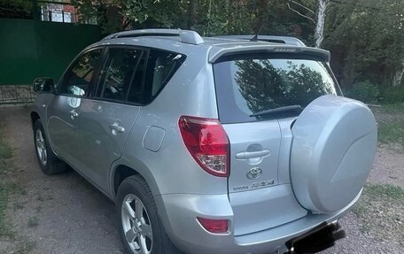 Toyota RAV4, 2006 год, 1 590 000 рублей, 4 фотография