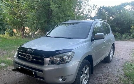 Toyota RAV4, 2006 год, 1 590 000 рублей, 2 фотография
