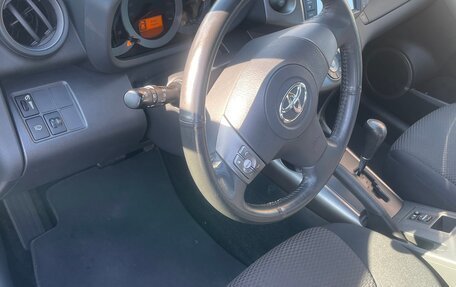 Toyota RAV4, 2006 год, 1 590 000 рублей, 7 фотография