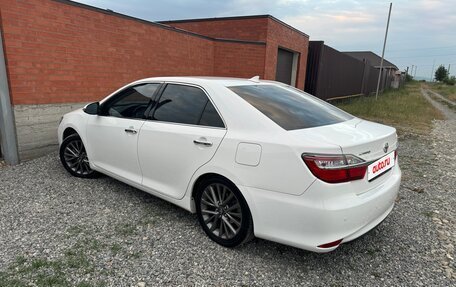 Toyota Camry, 2018 год, 1 880 000 рублей, 7 фотография