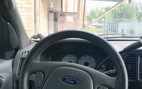 Ford Escape II, 2001 год, 600 000 рублей, 11 фотография