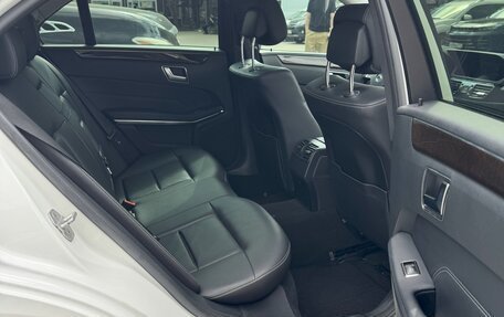 Mercedes-Benz E-Класс, 2013 год, 1 850 000 рублей, 2 фотография