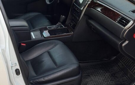 Toyota Camry, 2017 год, 2 320 000 рублей, 10 фотография