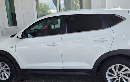 Hyundai Tucson III, 2018 год, 2 150 000 рублей, 4 фотография