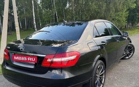 Mercedes-Benz E-Класс, 2012 год, 1 650 000 рублей, 4 фотография