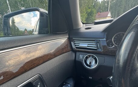 Mercedes-Benz E-Класс, 2012 год, 1 650 000 рублей, 13 фотография