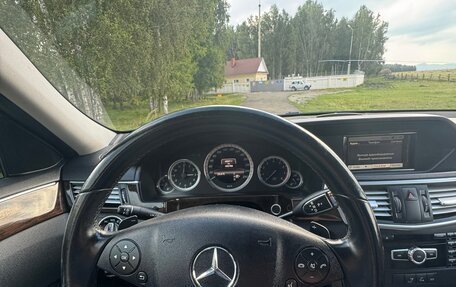 Mercedes-Benz E-Класс, 2012 год, 1 650 000 рублей, 14 фотография