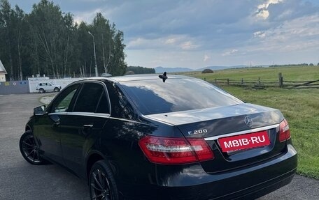 Mercedes-Benz E-Класс, 2012 год, 1 650 000 рублей, 8 фотография
