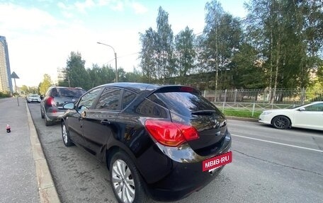 Opel Astra J, 2010 год, 580 000 рублей, 3 фотография