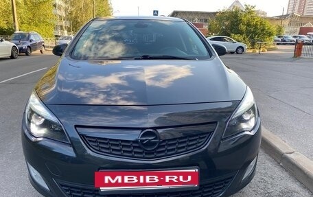 Opel Astra J, 2010 год, 580 000 рублей, 8 фотография