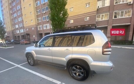 Toyota Land Cruiser Prado 120 рестайлинг, 2007 год, 2 400 000 рублей, 3 фотография