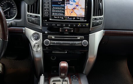 Toyota Land Cruiser 200, 2015 год, 5 450 000 рублей, 10 фотография