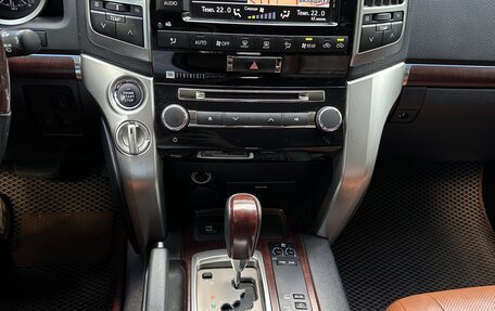 Toyota Land Cruiser 200, 2015 год, 5 450 000 рублей, 14 фотография