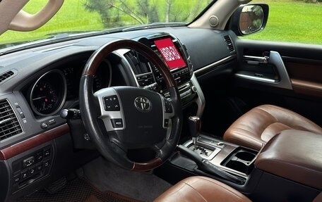 Toyota Land Cruiser 200, 2015 год, 5 450 000 рублей, 9 фотография